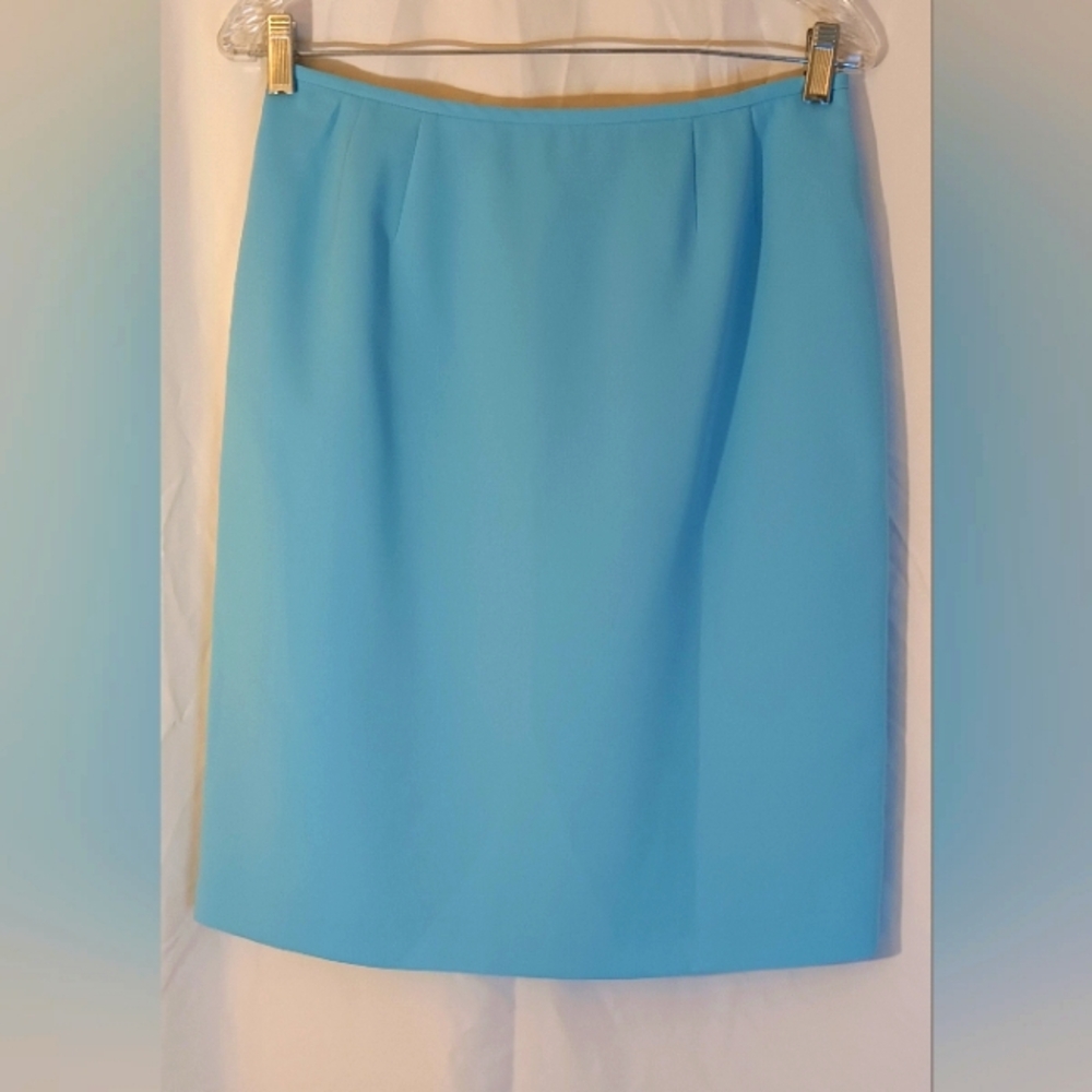 Le Suit Vintage Skirt Set - Picture 5 of 7